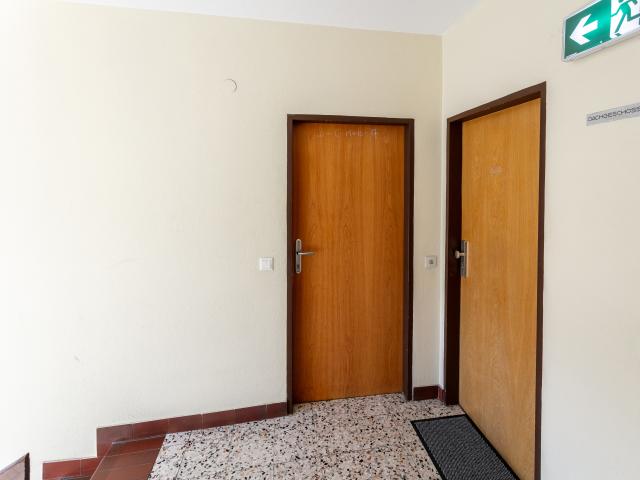 Entrance / Reception