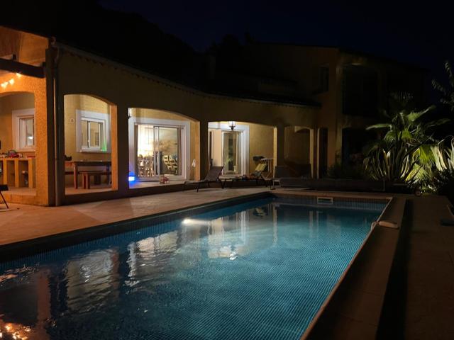 Holiday Home Swimming Pool