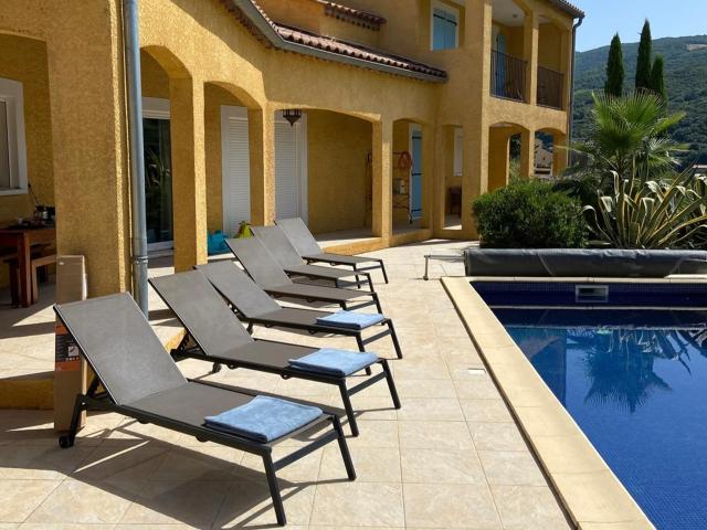 Holiday Home Swimming Pool