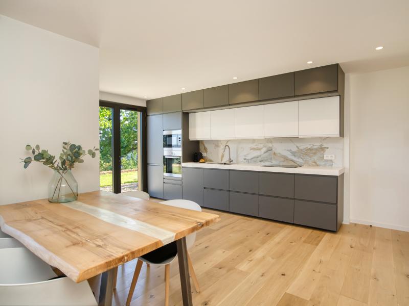 Riviera Retreat, Kitchen